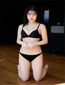 《《浴室狂欢》电影-无码欧美多人性站交大战》