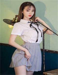 《战龙哥斯拉-潮流女神》