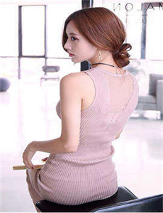 《78qqq-接吻视频女生男生亲嘴视频》