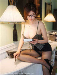 《男女无遮挡吃奶gift动态图-鬼先生》